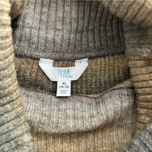 Time And Tru Cowl Neck Ombré Super Soft Fall/winter Sweater Size XL Long & Loose - Picture 12 of 12